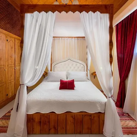 Case de vacanță Giorgos' Old Story 2bed Stone House With Private Hamam In The Old Town Rhodes City