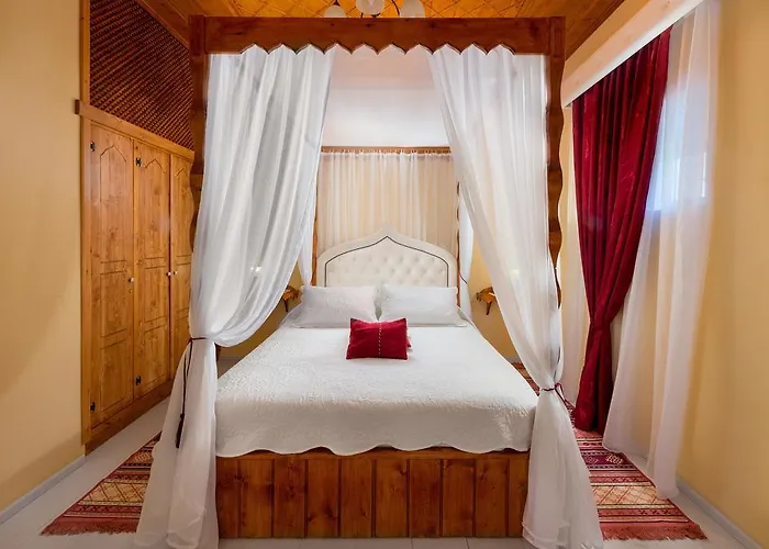 Case de vacanță Giorgos' Old Story 2bed Stone House With Private Hamam In The Old Town Rhodes City