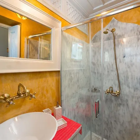 Giorgos' Old Story 2bed Stone House With Private Hamam In The Old Town Tatil Evi *