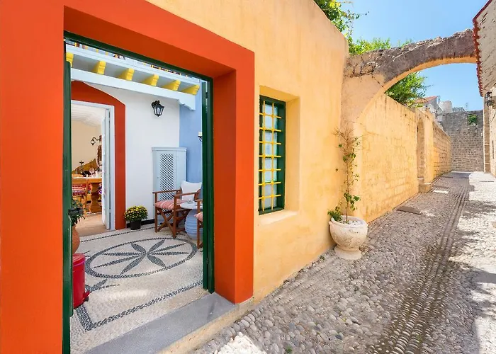 Giorgos' Old Story 2bed Stone House With Private Hamam In The Old Town Holiday home *